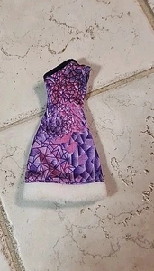 Monster High Abbey Bominable Scaris City Of Frights Puppe NUR KLEID 2011 GEBRAUCHT - Bild 1 von 12