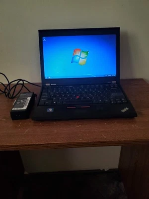 Lenovo Thinkpad x220 Foto 1 de 4