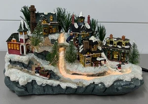 VTG Avon Christmas Fiber Optic Village 2003 Color Changing Plug In Holiday Decor - Picture 1 of 12