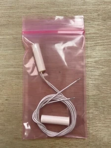 Amseco AMS-21 (White) Magnetic Contact - Picture 1 of 2