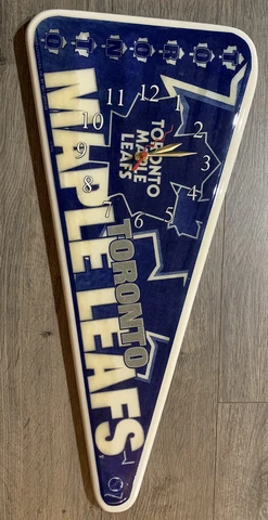 Vintage Toronto Maple Leafs Pennant Clock Custom Made This Is Not Mint !! Used Cover