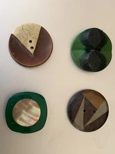 Four Rare Antique French Buttons - Wood, Bakelite with mother of pearl insert - Picture 1 of 7