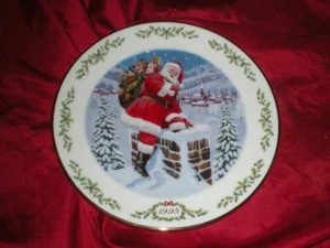 LENOX ANNUAL INTERNATIONAL VICTORIAN SANTA PLATE COLLECTION SANTA CLAUS 1995 - Picture 1 of 5