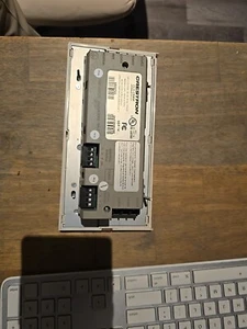 Crestron CLS-C6W - Picture 1 of 2