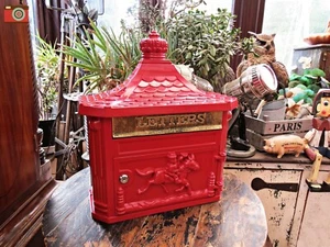 RED POST BOX, LOCKING. Aluminium, Wall Mounted, Very Stylish & Well Made. New - Picture 1 of 9