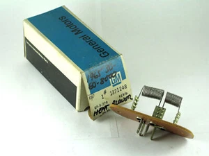 1965 Buick LeSabre Wildcat Electra NOS heater blower resistor 1371248 - Picture 1 of 4