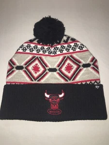 CHICAGO BULLS BLACK NBA KNIT BEANIE WINTER HAT NEW BY 47 BRAND WITH POM TOP - Picture 1 of 2