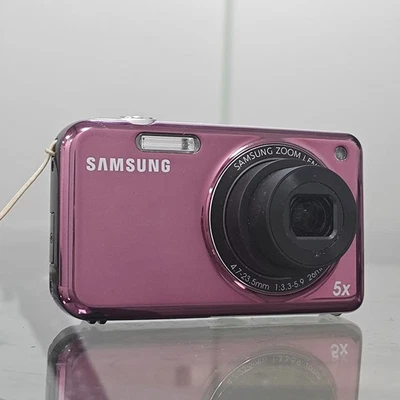 Cámara digital Samsung PL120 14,2 mega píxeles doble LCD vintage pantalla selfie roja 90 % nueva Foto 1 de 4