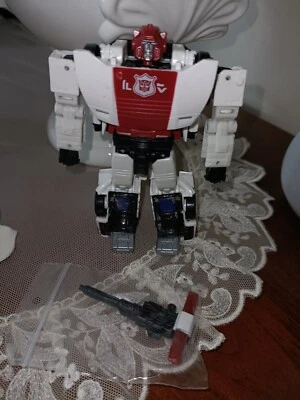 Transformers Wfc Siege Red Alert - Immagine 1 di 3
