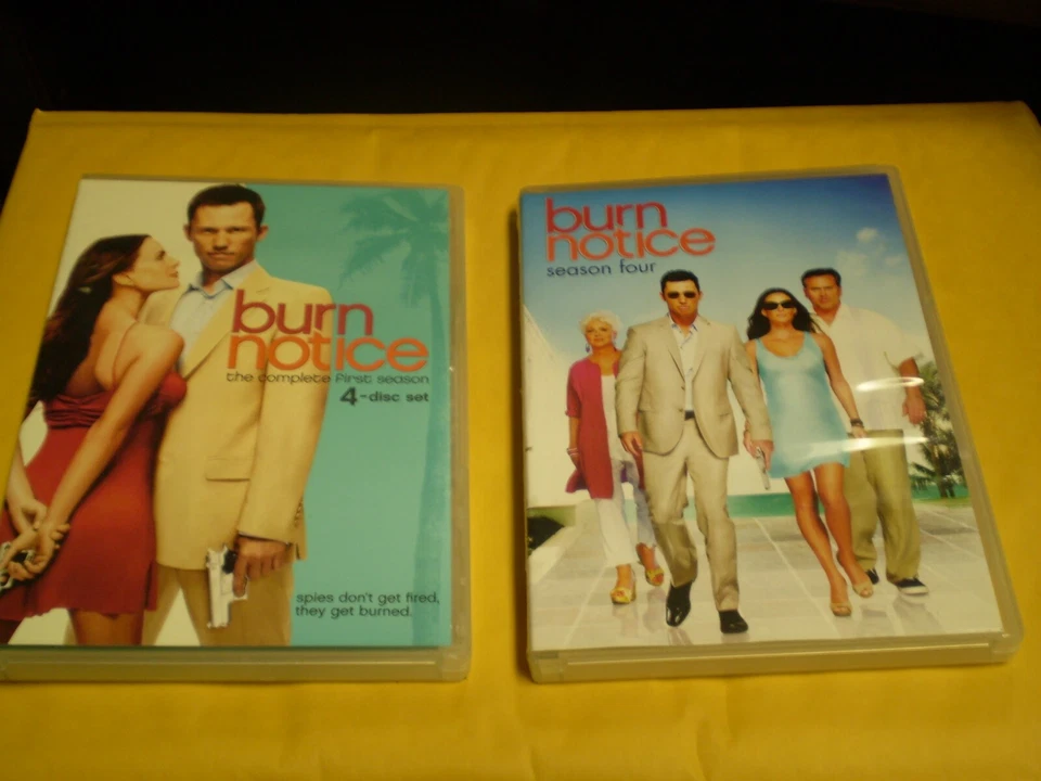 (2) Burn Notice Season DVD Lot: Seasons 1 & 4   Bruce Campbell - Image 1 of 1