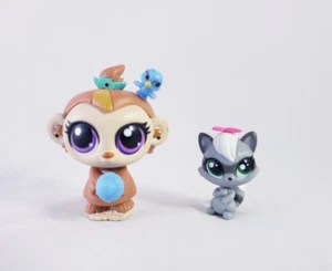 Littlest Pet Shop LPS Pet Pawsabilities Mushroom Lee & Sneakers Stymie - Picture 1 of 13