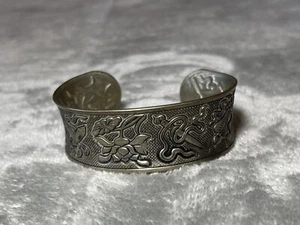 Silver Tone Metal Bracelet w Flowers, Daggers & Other Designs Signed !! - Picture 1 of 14