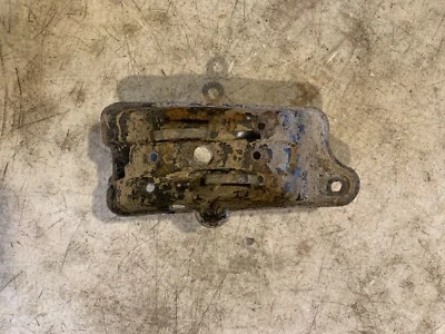 Polaris Phoenix 200 2012 2x4 OEM diferencial trasero placa de deslizamiento protector diferencial 62 Foto 1 de 4