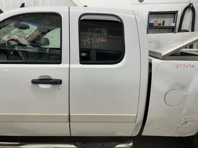 Chevrolet Silverado 1500 2007-2013 puerta trasera del conductor cabina extendida  Foto 1 de 4