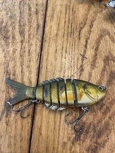 Cuerpo de cebo de natación de 7 segmentos de 100 mm (4") y 0,5 oz acción de natación realista con #6 agudos - Imagen 1 de 7