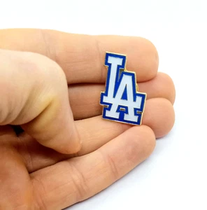 PIN DE SOLAPA DE BÉISBOL ESMALTADO DEL EQUIPO MLB DE LOS ANGELES DODGERS CON BOLSA DE ALMACENAMIENTO ADICIONAL... - Imagen 1 de 3