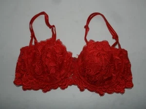 Damen Victoria's Secret roter Spitzen-BH Balconette 36C neu mit Etikett - Bild 1 von 3