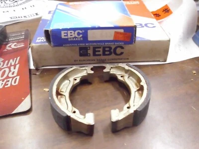 EBC S613 Brake Shoes Suzuki LT50, JR50, CL50, CS50 Rep Suz#64410-04601!# - Image 1 of 4