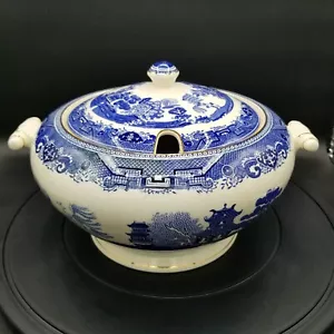 Rare 50's Blue Willow Soup Tureen w/ Gold Trim Victoria Porcelain Fenton England - Picture 1 of 24