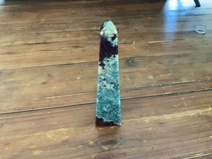 Torre turquesa africana piedra preciosa cristal 311 g - 6,10" de alto - Imagen 1 de 4