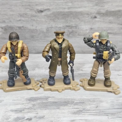 Call of Duty COD Mega Construx Set #FDY77 WWII Officer Figure & Soldier Lot Rare - Image 1 of 4