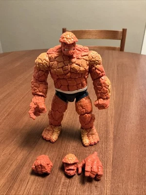 Marvel Legends Retro Card Fantastic Four The Thing Complete - Image 1 of 2