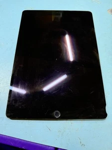 iPad Air 3 LCD Display Touch Screen Digitizer Replacement Black SMALL CRACK READ - Photo 1/5