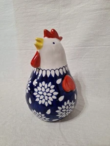 MIKASA HOME ACCENTS PORCELAIN BLUE RED WHITE FLORAL CHICKEN 7" X 4.5" EUC - Picture 1 of 9
