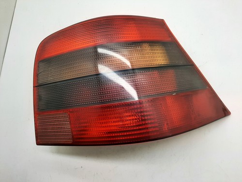 1J6945112S Right Taillight/7072888 For VOLKSWAGEN Golf IV Saloon