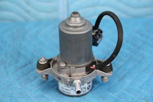 Dodge Challenger 3.6L Engine Mounted Vacuum Pump 04581485AC 2013 2014 OEM - Bild 1 von 4