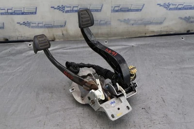 Chevrolet Camaro 1SS 2018 1LE 6,2 L OEM 6 velocidades embrague pedal conjunto #1694 Foto 1 de 4