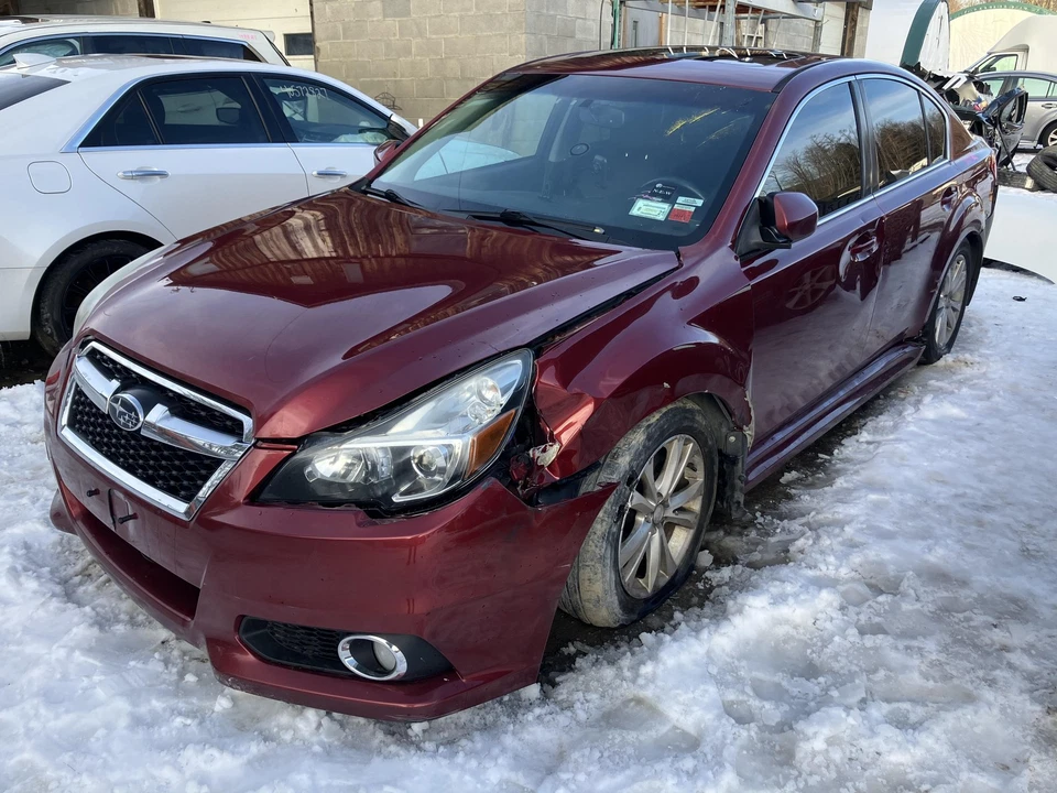 14 SUBARU LEGACY Rear Bumper Reinforcement (REBAR ONLY) Foto 1 de 4