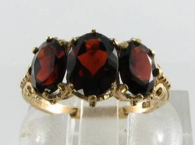 LARGE 9K GOLD GARNET THREE STONE TRILOGY ART DECO INS RING FREE RESIZE - Image 1 of 4