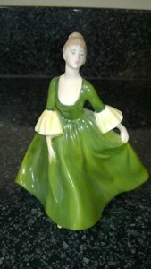 Figura de China de hueso pequeño de carbón Mary suelta buen estado - Imagen 1 de 6