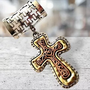 Cross Hammered Design Copper & Silvertone with Pendant Charm vtg Jewelry - Picture 1 of 3