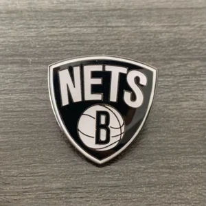 National Basketball Association (NBA) Brooklyn Nets Team Logo Pin - Bild 1 von 1