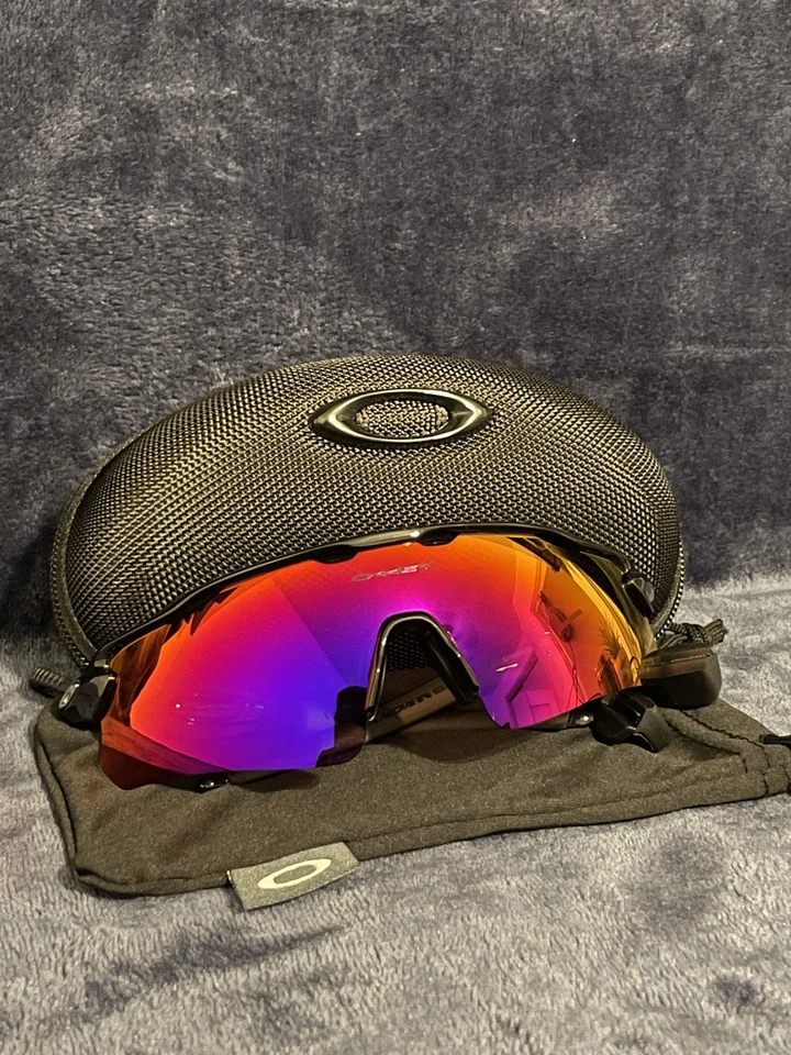NUEVO Gafas de sol Oakley OO9208-4638 Radar EV Path para hombre PÚRPURA/ROJO Foto 1 de 4