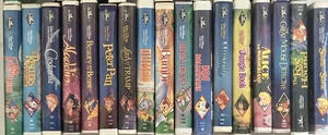 Lot 17 Disney BLACK DIAMOND VHS Classic Cinderella Rescuers Aladdin Dumbo Bambi - Picture 1 of 1