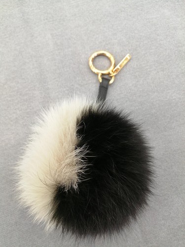 Charm pelliccia Fendi beige nero