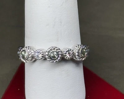 Anillo Judith Ripka Plata de Ley 3 Piedras Verde Circonita Circonita Talla 8 Foto 1 de 4