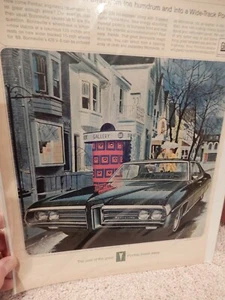 VINTAGE ORIGINAL AD 1969 PONTIAC THE YEAR OF THE GREAT PONTIAC BREAK AWAY - Picture 1 of 3