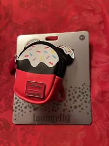 Mochila Disney nuiMOs Mickey Mouse Sprinkle Cupcake de Loungefly - Imagen 1 de 12