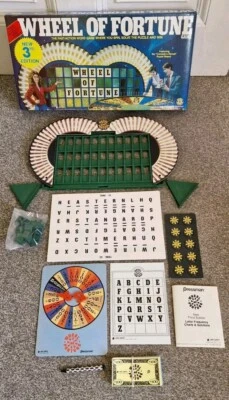 1985 PRESSMAN WHEEL OF FORTUNE 3RD EDITION BOARD GAME - Image 1 of 4