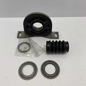 NEW GENUINE VW CRAFTER 2012 - 2016 PROPSHAFT INTERMEDIATE BEARING 2E0598351G - Picture 1 of 4