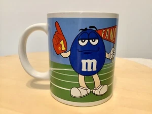 VTG M&M Mug Blue Football Field Sports Fan Blue Green Cheerleader Galerie 2003 - Picture 1 of 5