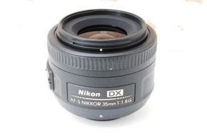 Nikon 35mm f/1.8G AF-S DX Lens for Nikon Digital SLR Cameras from japan - Picture 1 of 5
