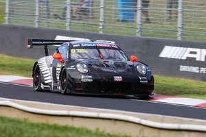 35x24in Poster Porsche 911 GT3 R of Matt Campbell Campbell Olsen Werner 2019 Bat - Picture 1 of 1