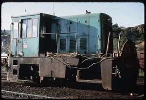 BH.B9.UP488 Duplicate Colour Slide Union Pacific GE 25-Ton #MW8 at The Dalles OR - Picture 1 of 1