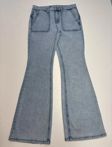 No Boundaries Womans Mid Rise Porkchop Flare Pants Light Wash Jeans Size 4 - Picture 1 of 14