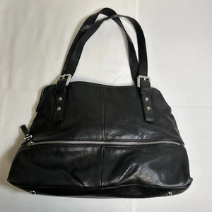 Bolso Cartera de Hombro B Makowsky Cuero Negro Herrajes Plateados Usado en Excelente Condición - Imagen 1 de 9
